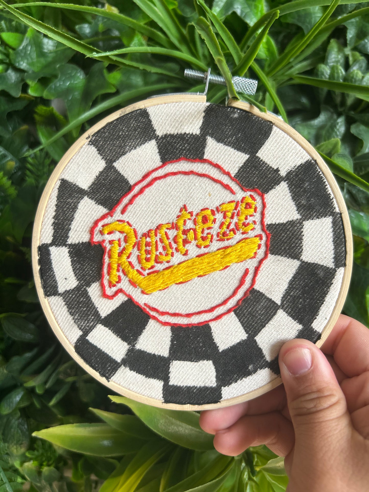 Racing Meets Thread & Needle! ๐๐งต