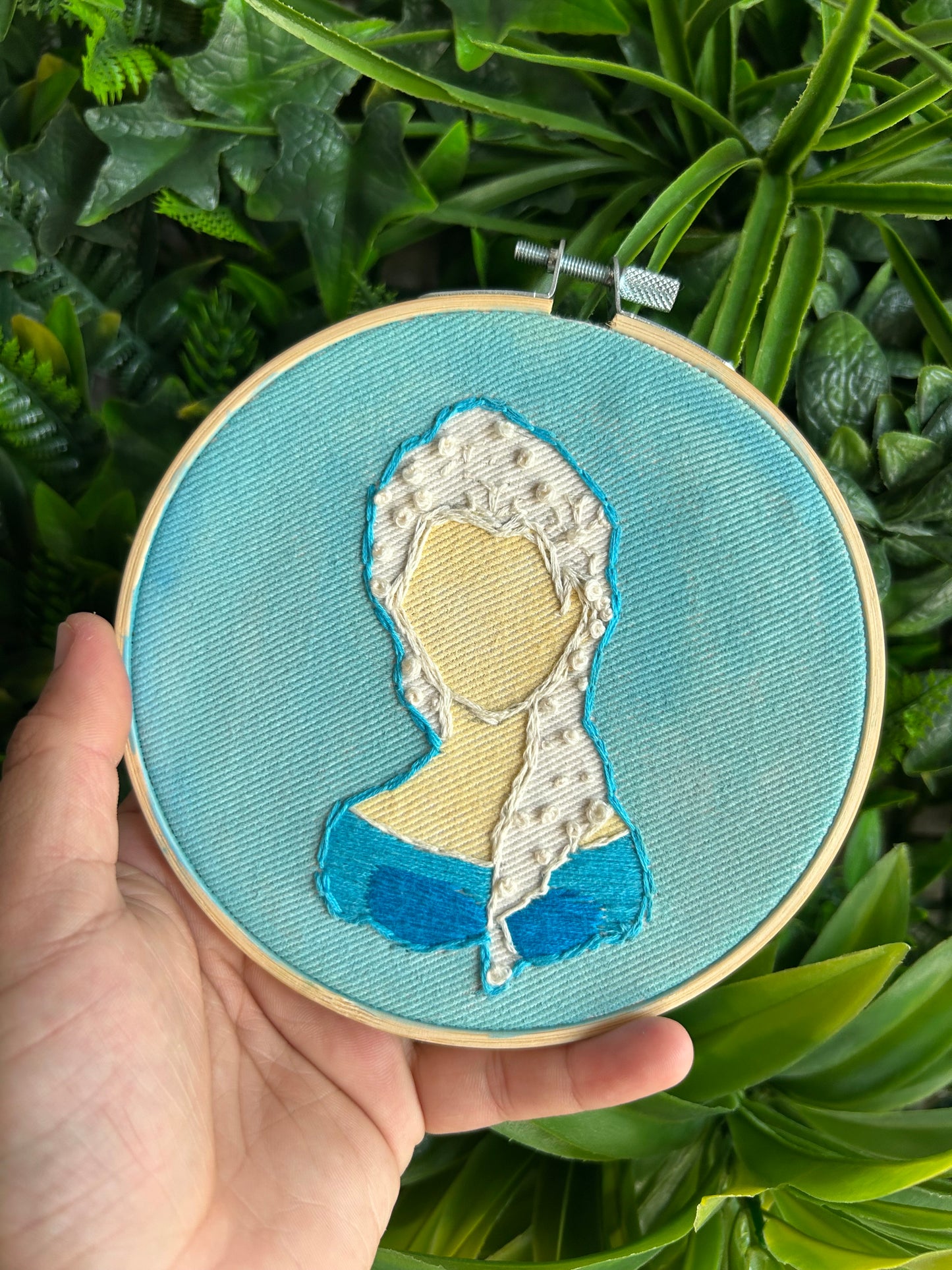 Queen Elsa- Embroidered Decor
